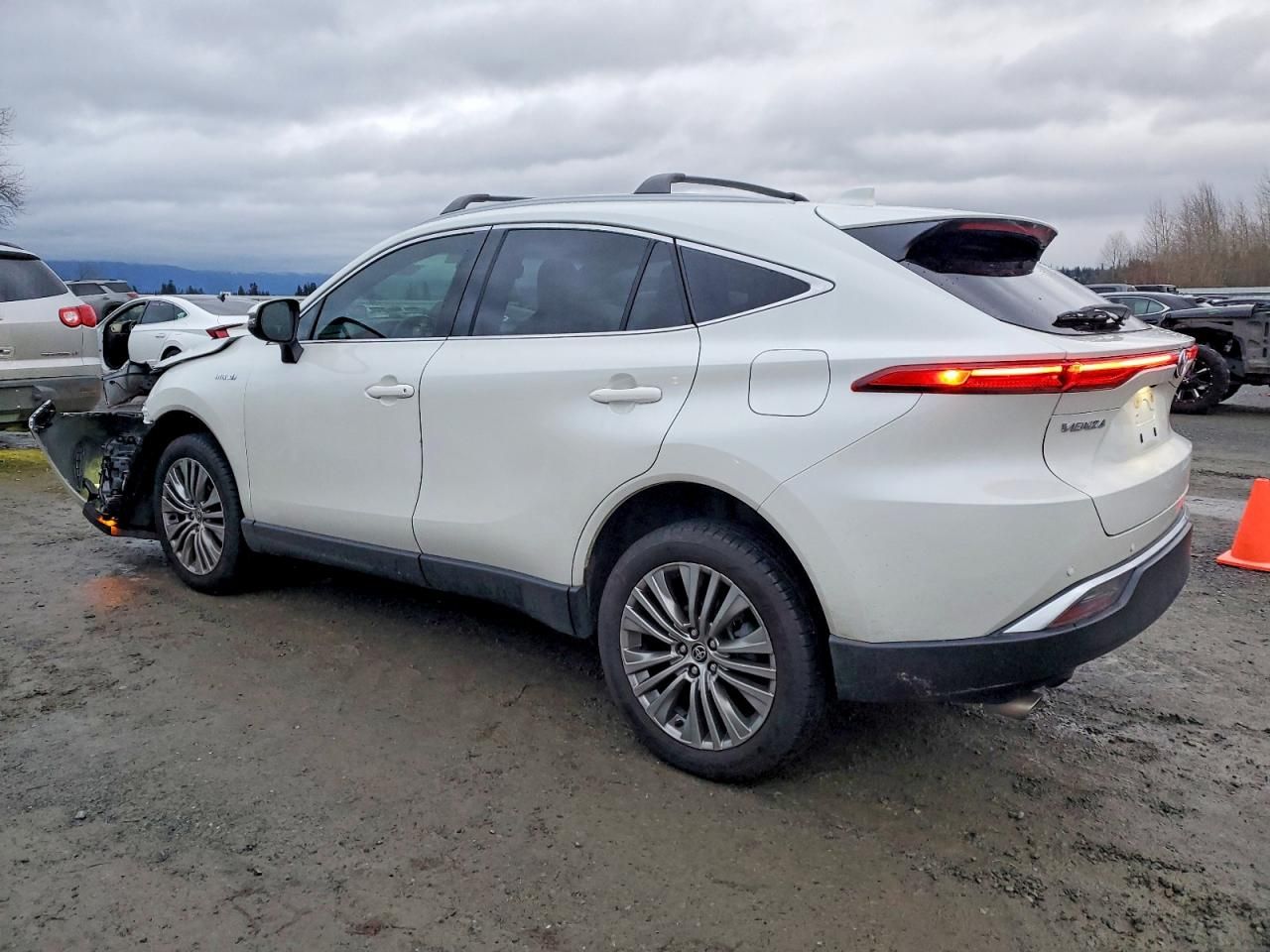 2021 Toyota Venza le