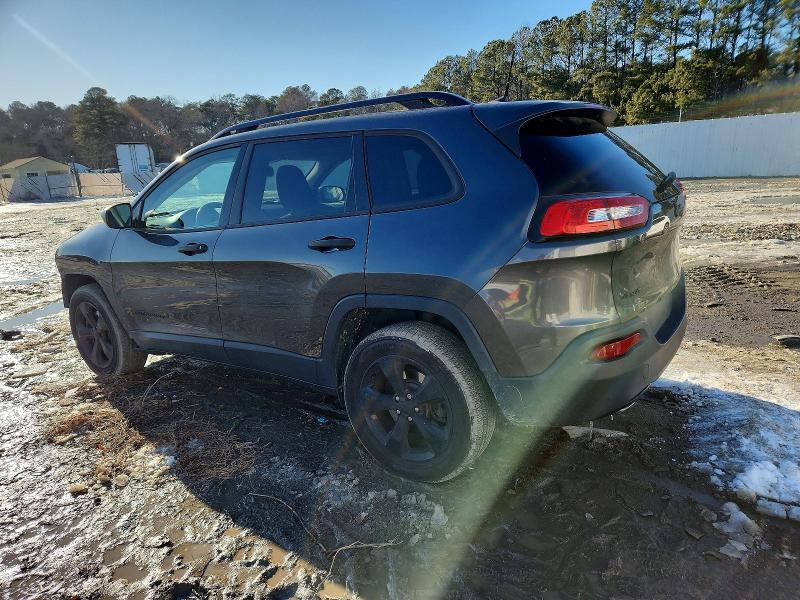 2017 Jeep Cherokee Sport