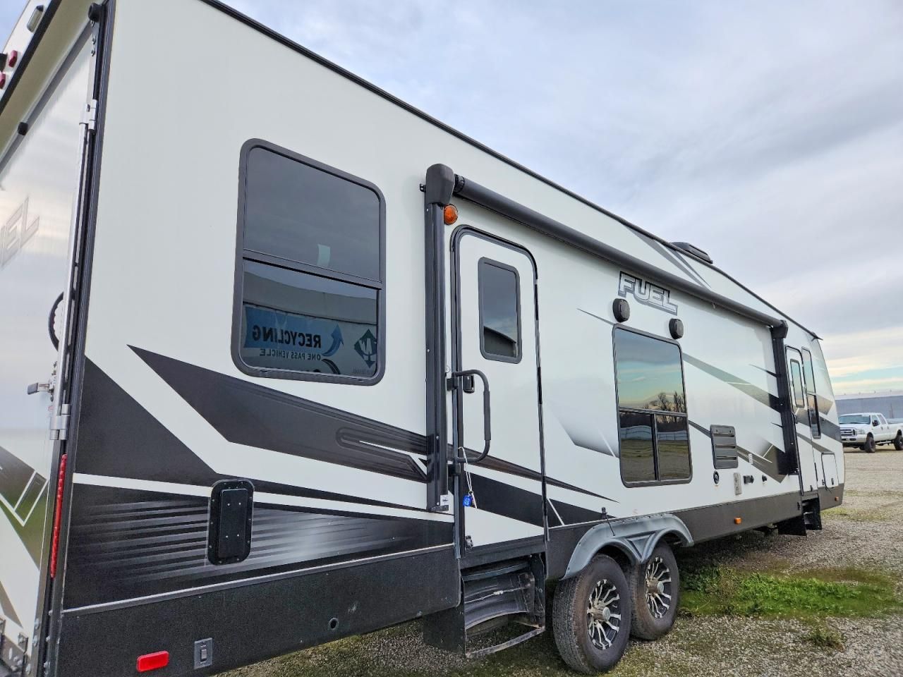 2022 Hartland Trailrunnr