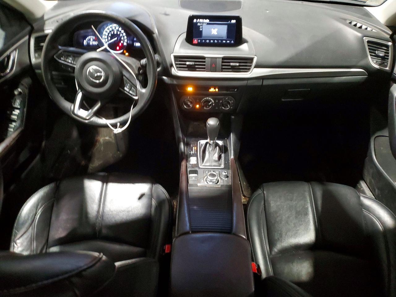 2018 Mazda 3 se
