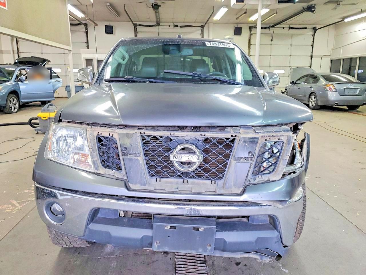 2019 Niss Frontier
