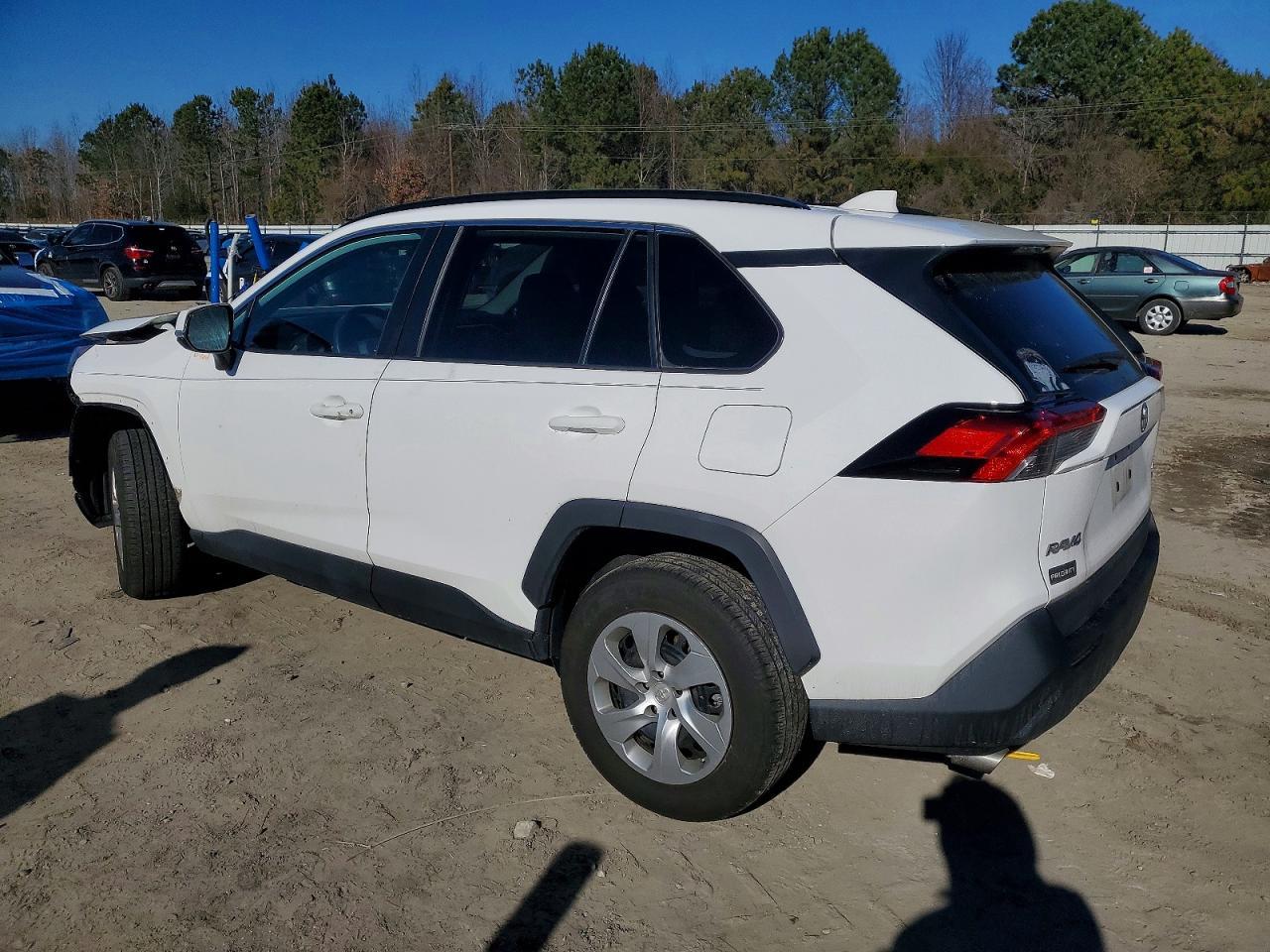 2021 Toyota Rav4 le