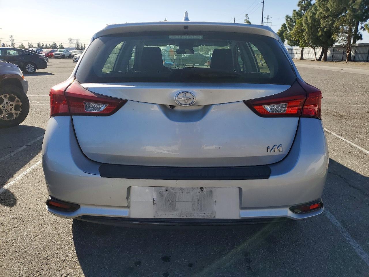 2016 Scion IM