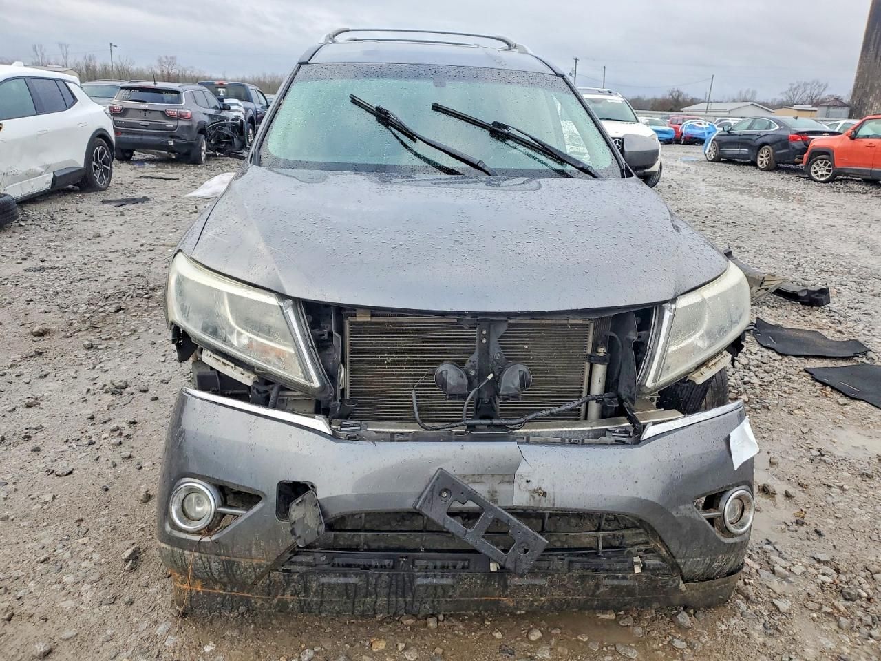 2016 Nissan Pathfinder s