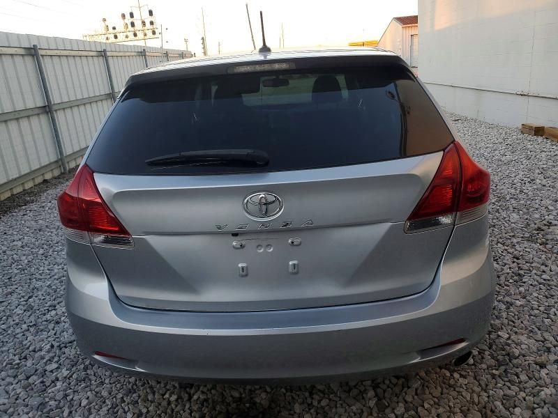 2015 Toyota Venza le