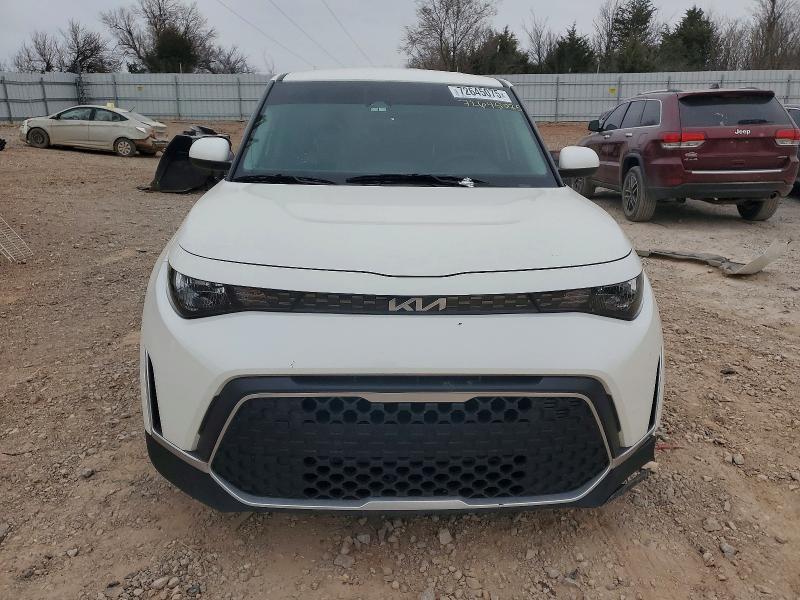 2025 KIA Soul s