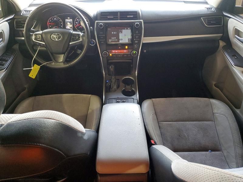 2016 Toyota Camry xse