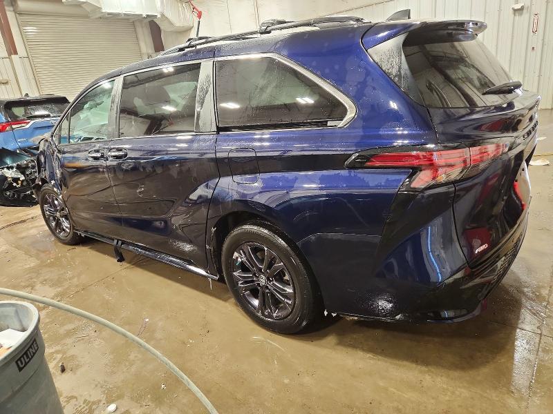 2024 Toyota Sienna xse