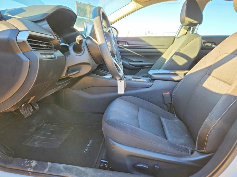 2019 Nissan Altima s