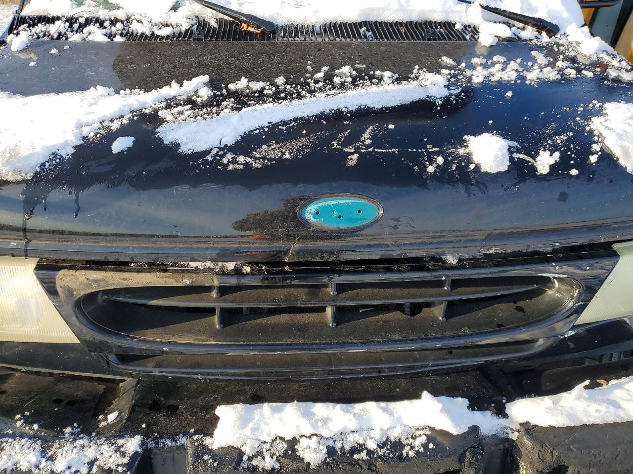 2002 Ford 2002 Thomas Minotour E350-School Bus