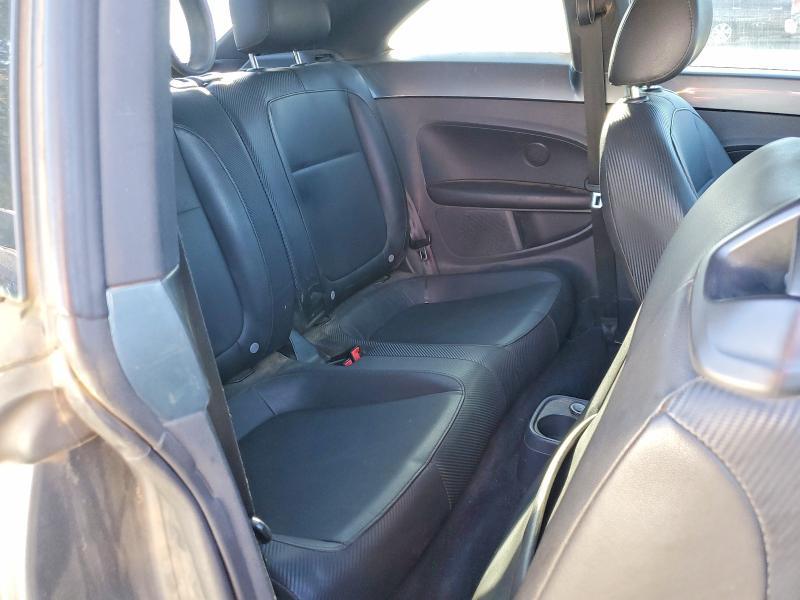 2012 Volkswagen Beetle