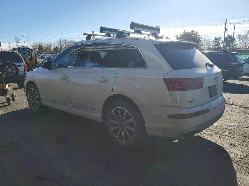 2017 Audi Q7 Premium Plus