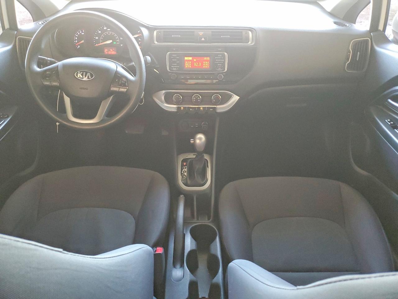 2016 KIA Rio lx