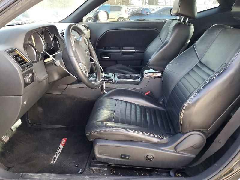 2012 Dodge Challenger sxt