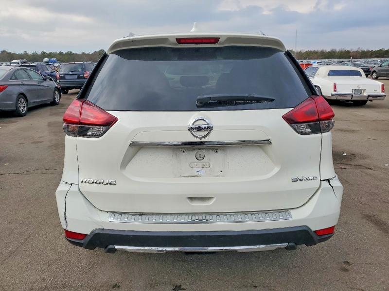 2018 Nissan Rogue s
