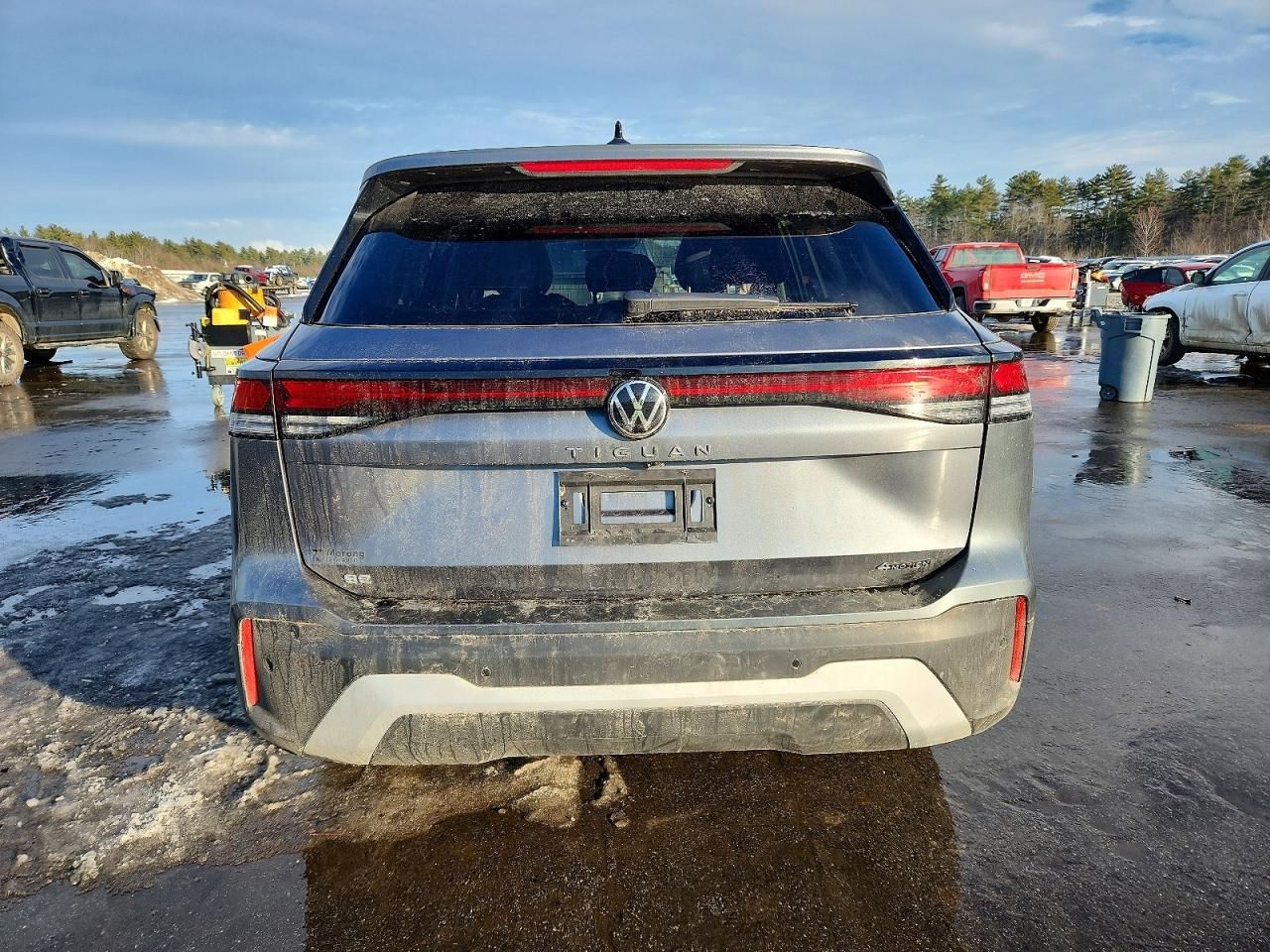 2025 Volkswagen Tiguan se