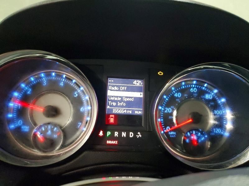 2012 Chrysler Town & Country Touring l