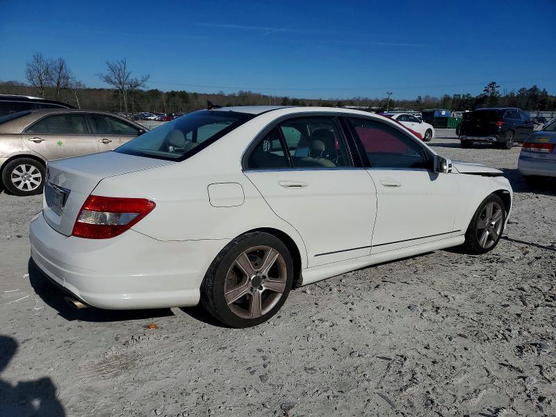 2011 Mercedes-Benz C300