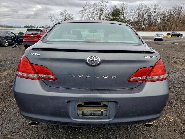 2008 Toyota Avalon xl