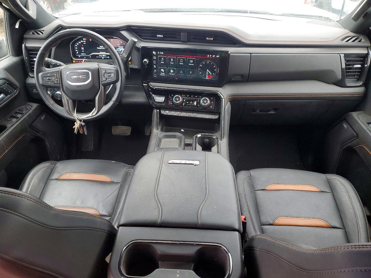 2024 GMC Sierra K3500 AT4