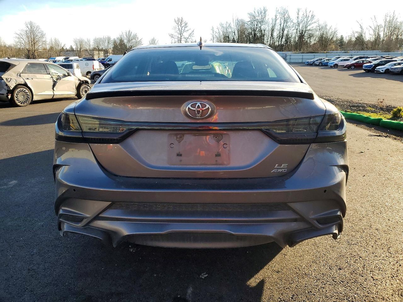 2020 Toyota Camry le