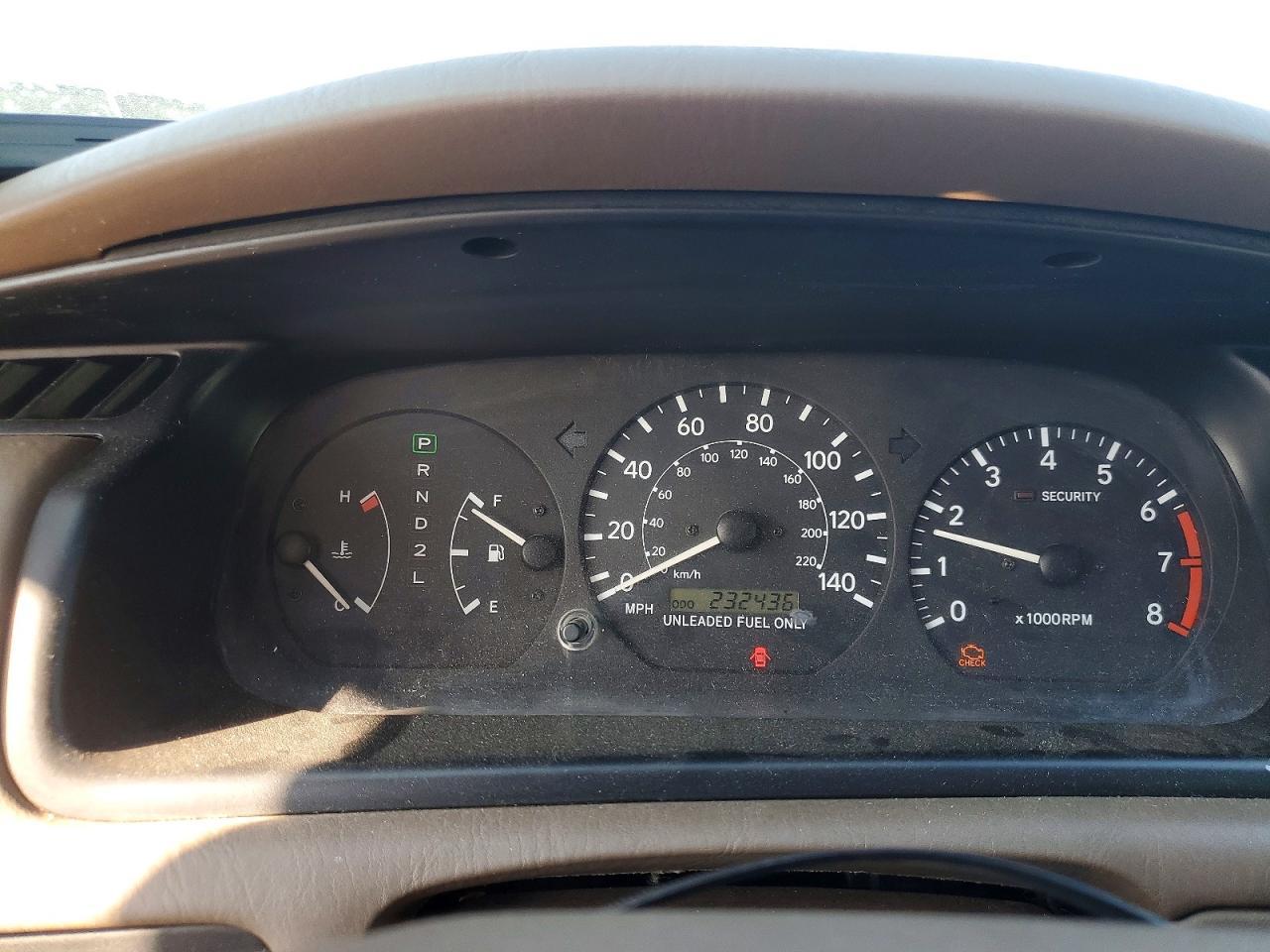 1999 Toyota Camry le