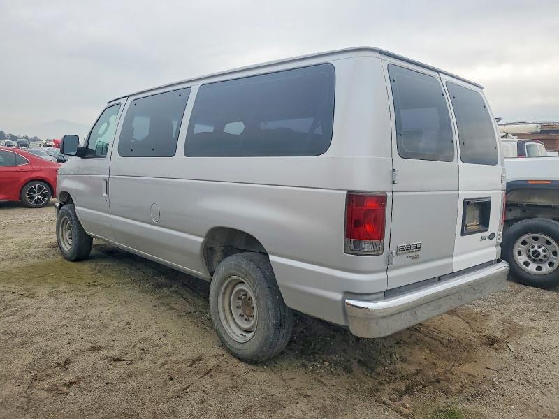 2009 Ford Econoline E350 Super Duty Wagon