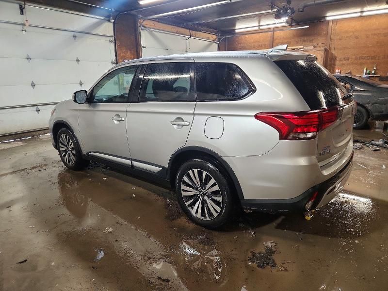 2019 Mitsubishi Outlander se