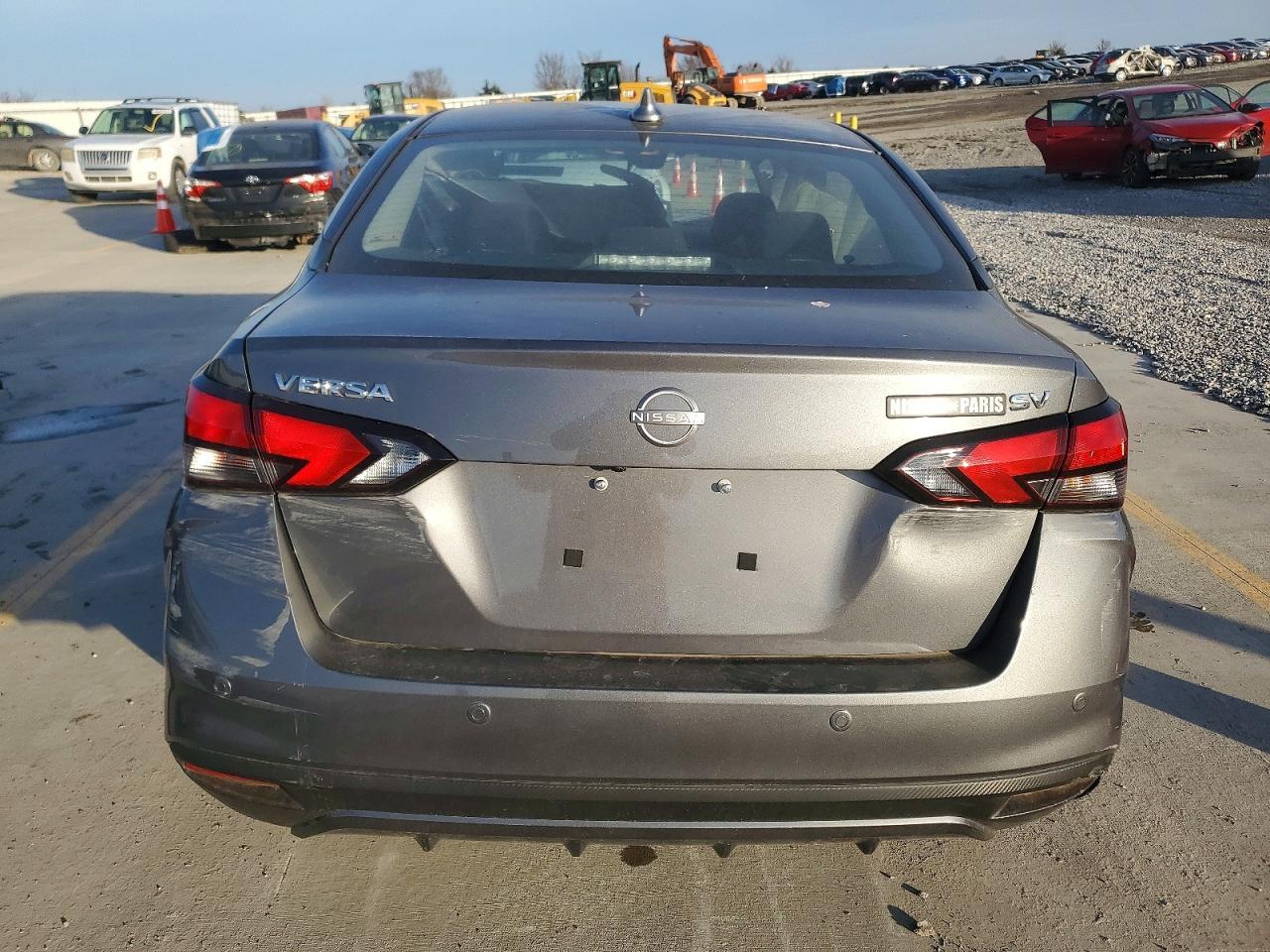 2024 Nissan Versa sv