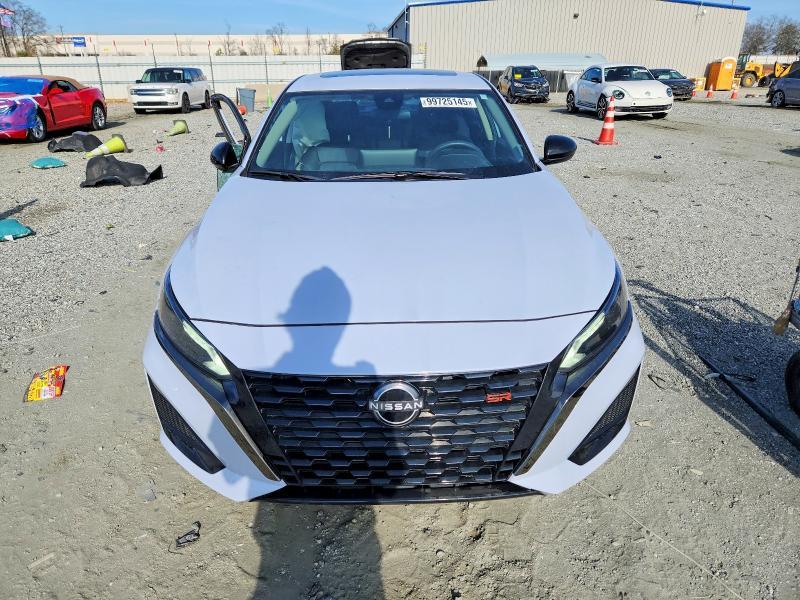 2024 Nissan Altima sr