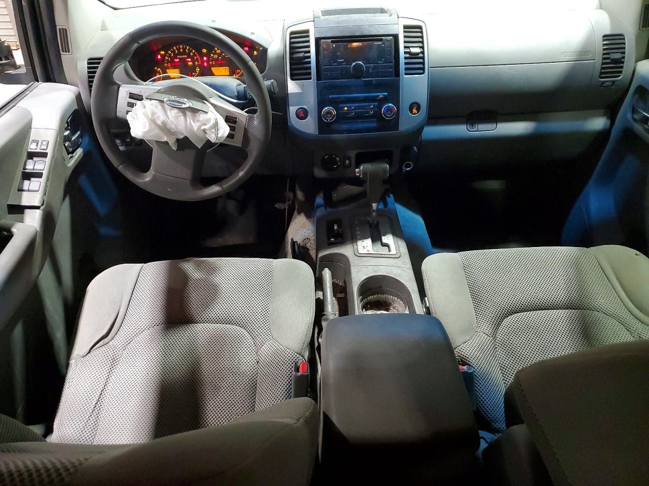 2013 Nissan Frontier s