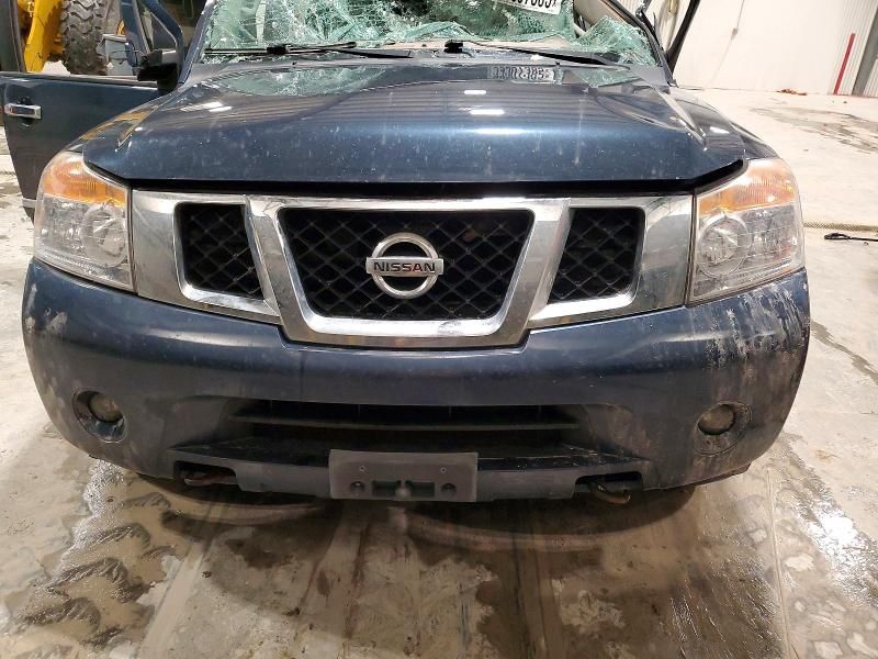 2015 Nissan Armada sv