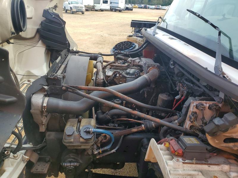 2007 Freightliner Business Class M2 Tank Truck