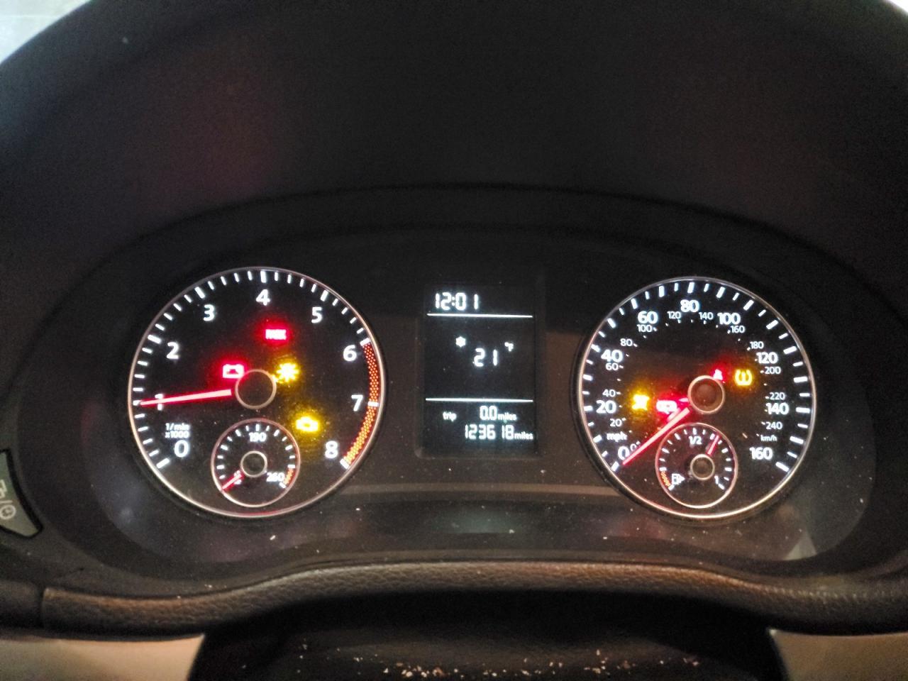 2013 Volkswagen Passat s