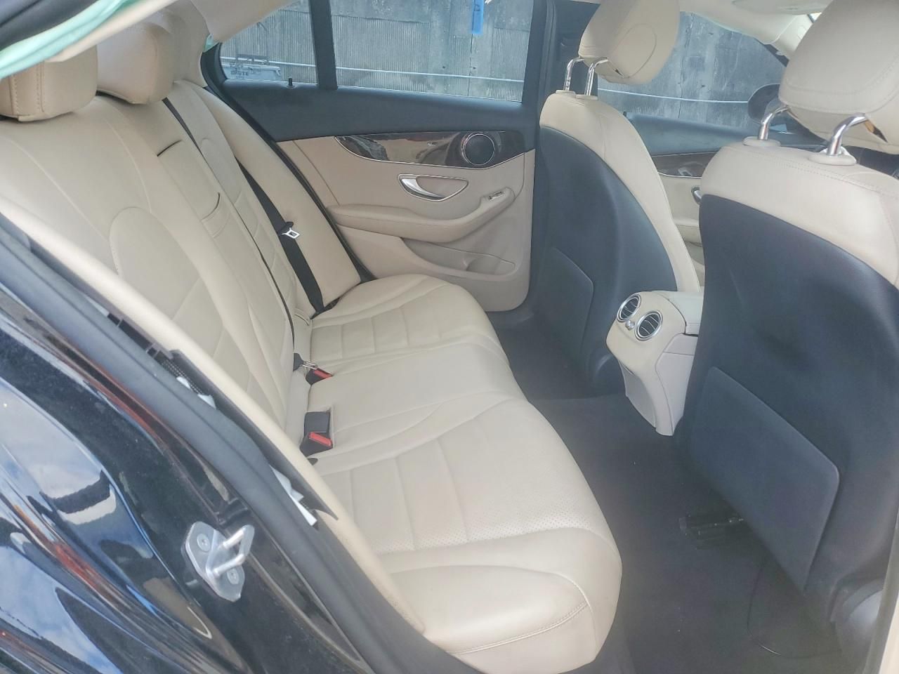 2019 Mercedes-Benz C300