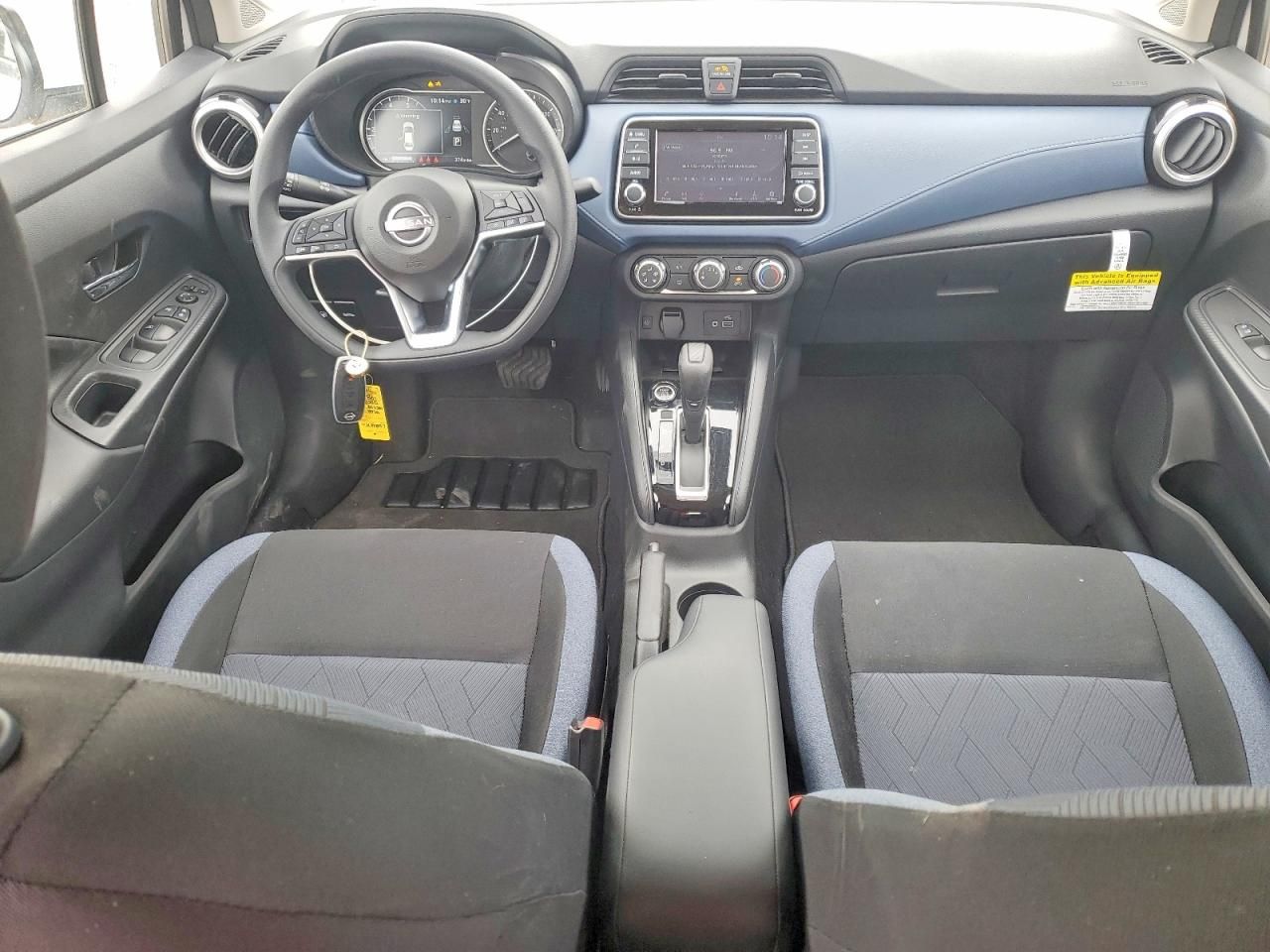 2025 Nissan Versa sv