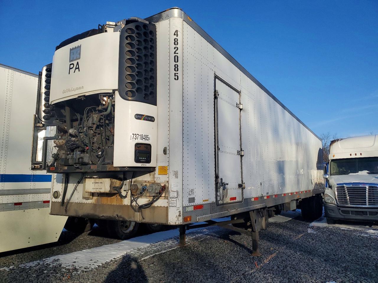 2014 Utility VS2RA Refrigerated Van Trailer