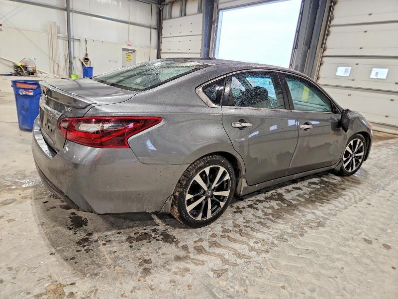 2017 Niss Altima 2.5 sr