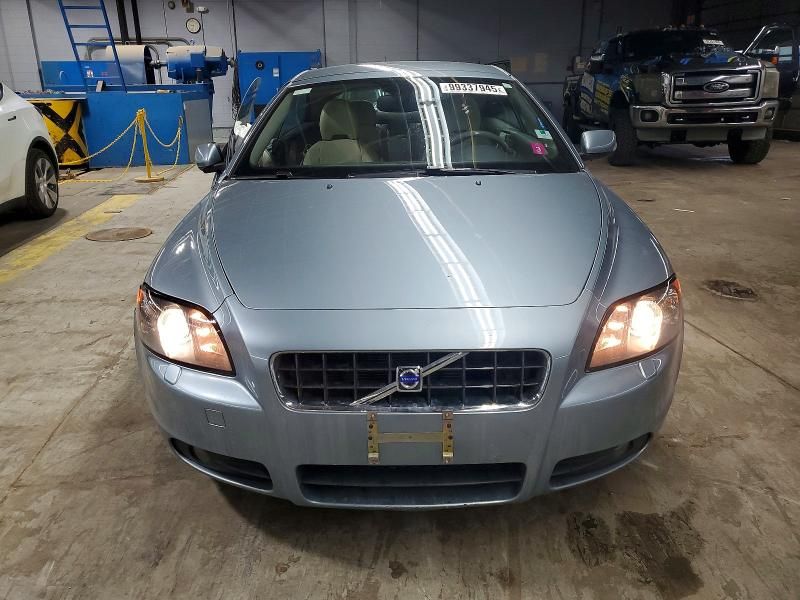 2006 Volvo C70 T5
