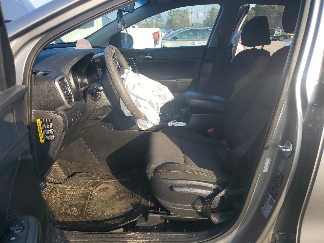 2021 KIA Sportage lx