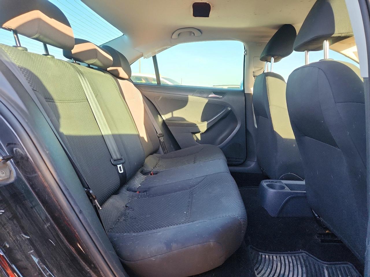 2011 Volkswagen Jetta Base