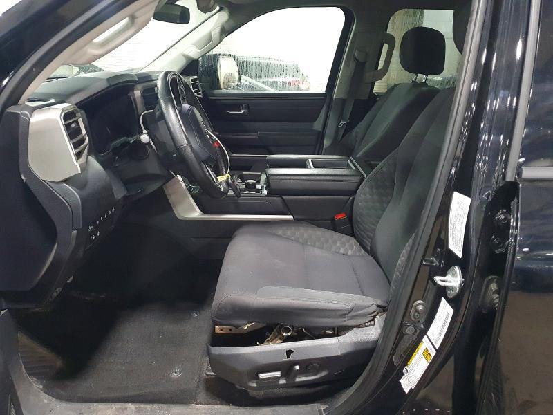 2022 Toyota Tundra Crewmax SR5