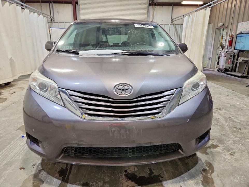 2016 Toyota Sienna le