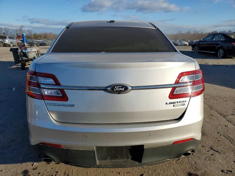 2016 Ford Taurus Limited