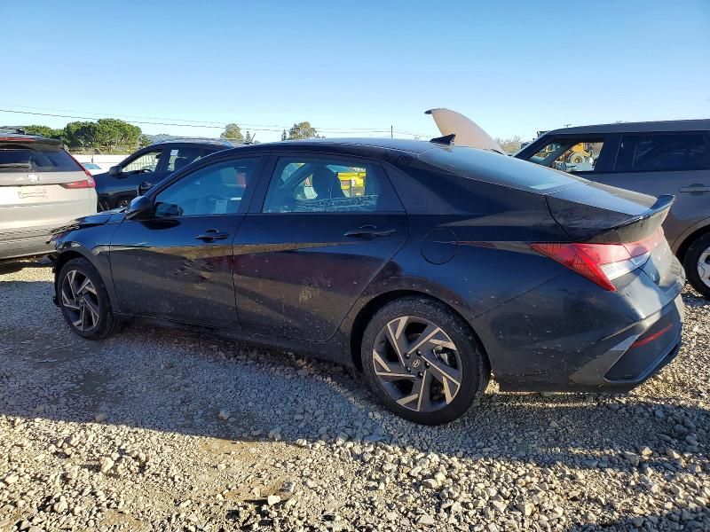 2025 Hyundai Elantra Blue