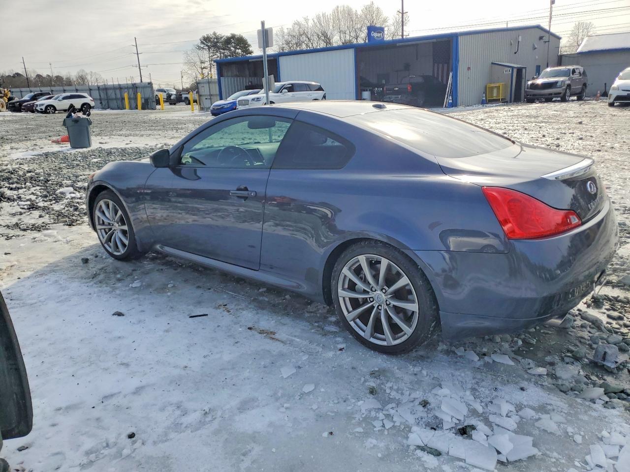 2010 Infiniti G37 Base