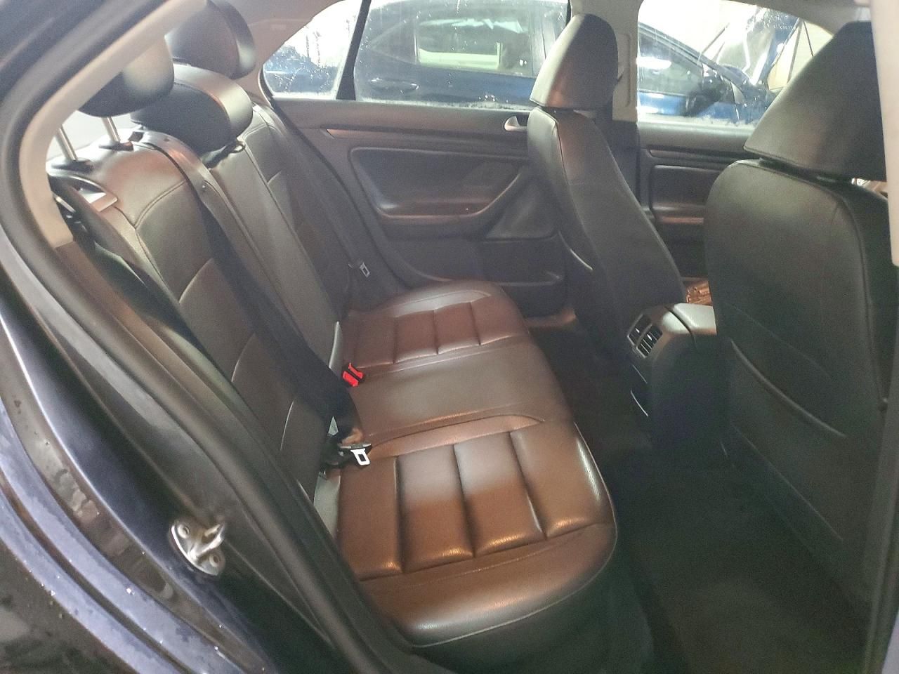 2010 Volkswagen Jetta Wolfsburg