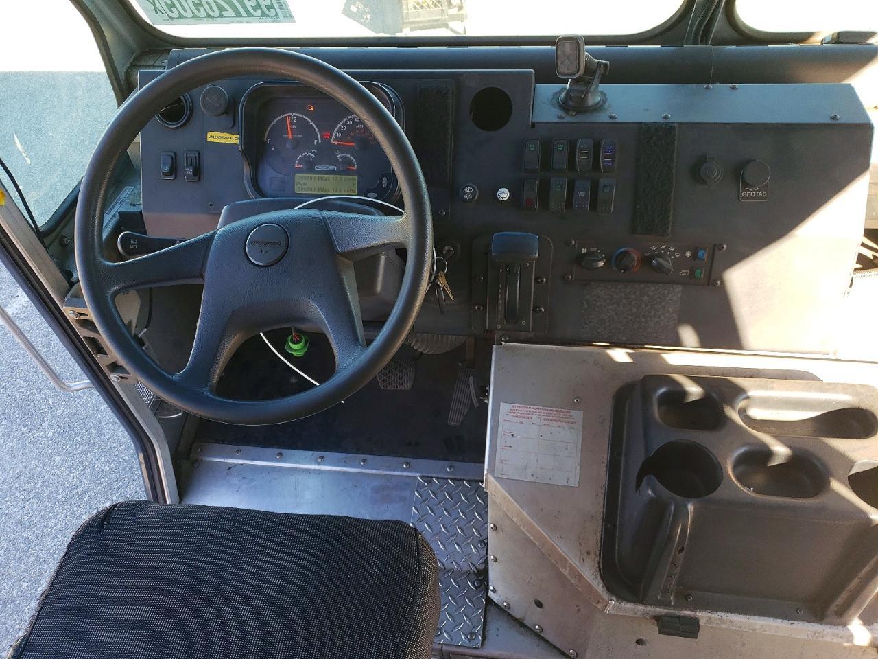 2021 Freightliner MT45G Chassis Delivery Truck