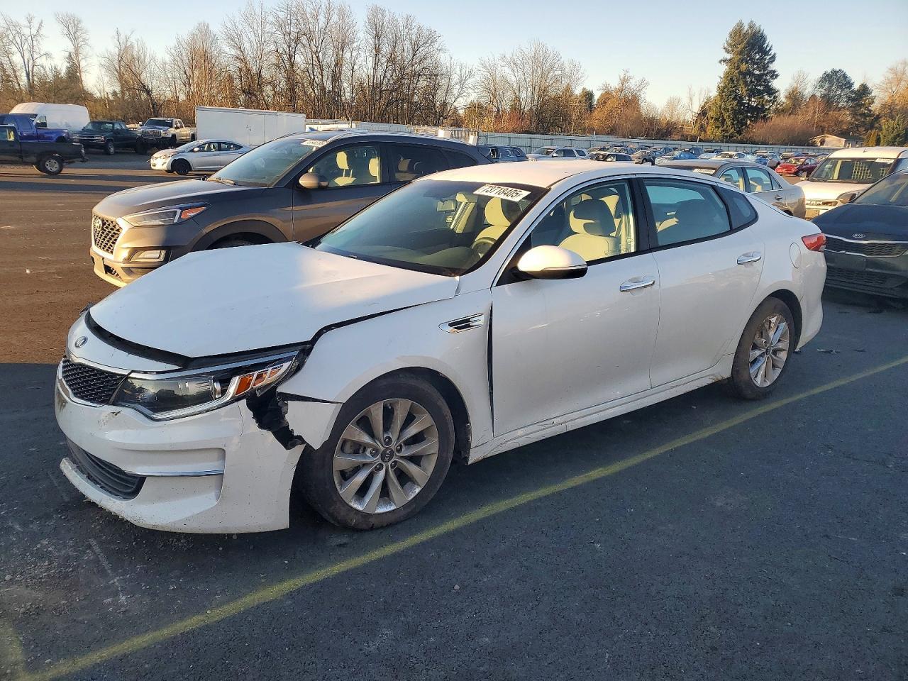 2018 KIA Optima lx