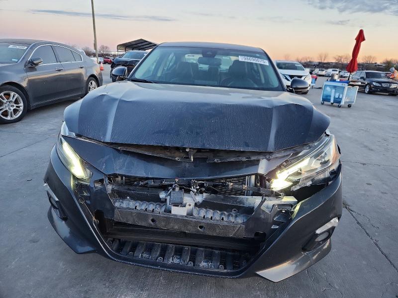 2019 Nissan Altima sl